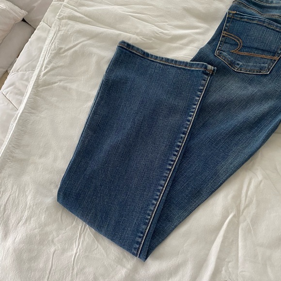 American Eagle low rise bootcut jeans - Picture 4 of 5
